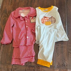NWT 6 smocked Santa and appliquéd pumpkin